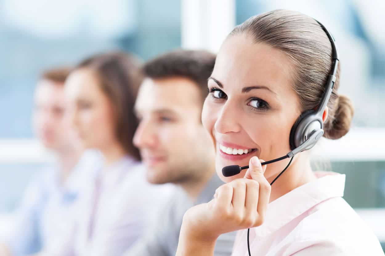 woman providing call center services